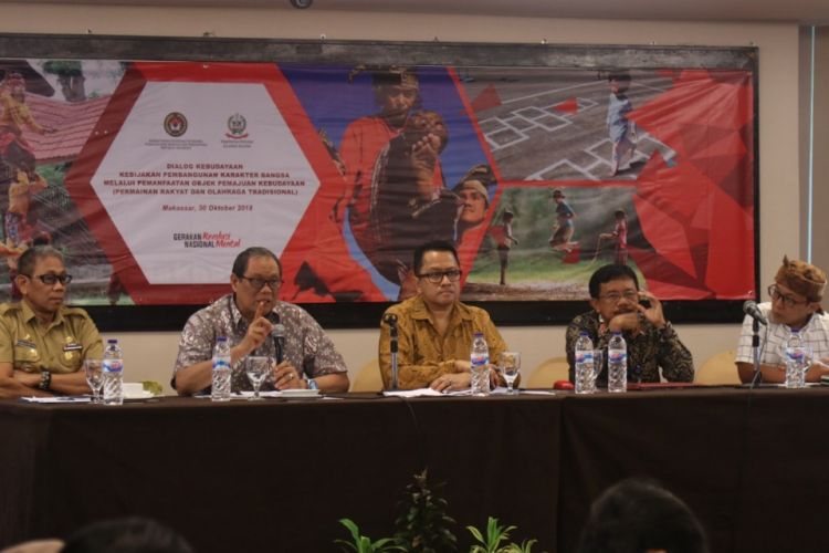 Dialog Kebudayaan bertema Kebijakan Pembangunan Karakter Bangsa Melalui Pemanfaatan Obyek Pemajuan Kebudayaan di Claro Hotel Makassar, Sulawesi Selatan, pada Selasa (30/10/2018)