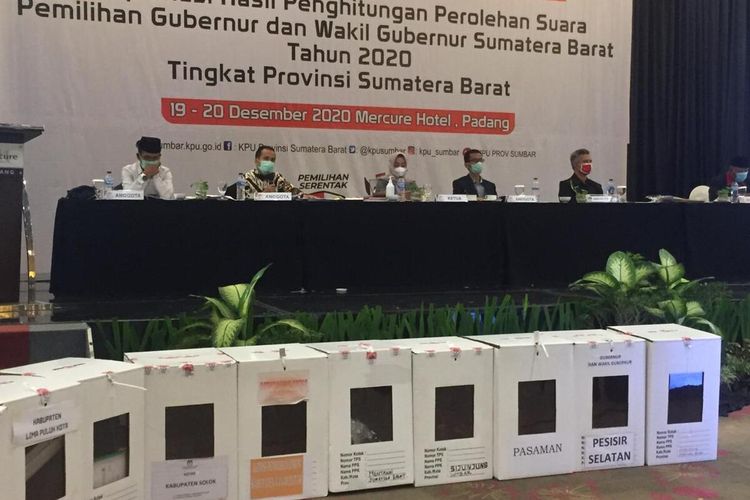 Rapat pleno KPU Sumbar, Minggu (20/12/2020) menetapkan Mahyeldi-Audy sebagai peraih suara terbanyak di Pilkada Sumbar 2020