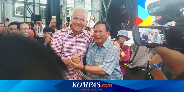 Ya, Bajunya Saja Sama Kotak-kotak