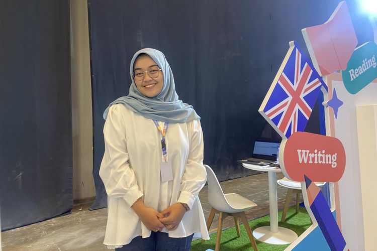 Fara, Education Consultant di Living English, dalam acara ParenTale 2025, ICE BSD, BSD, Jumat (2/5/2025).