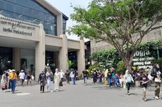 Pedagang Batik di Teras Malioboro Mengaku Sepi Pembeli Meski Wisatawan Ramai