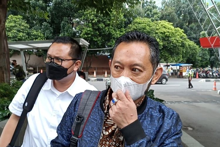 Kepala Bea dan Cukai Makassar, Sulawesi Selatan, Andhi Pramono mendatangi gedung Merah Putih Komisi Pemberantasan Korupsi (KPK), Selasa (14/3/2023).