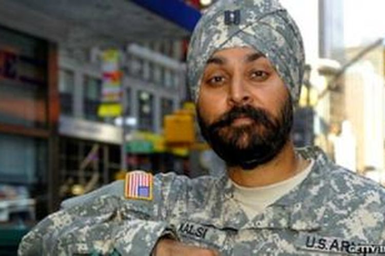 Pentagon kini mengizinkan personel militer AS mengenakan atribut keagamaan seperti turban dan memelihara janggut.