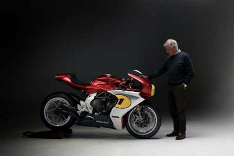 MV Agusta Superveloce Ago edisi khusus Giacomo Agostini.