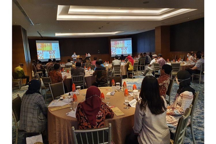 Kegiatan presentasi dari Ecolant yang diadakan di Surabaya, Jatim.