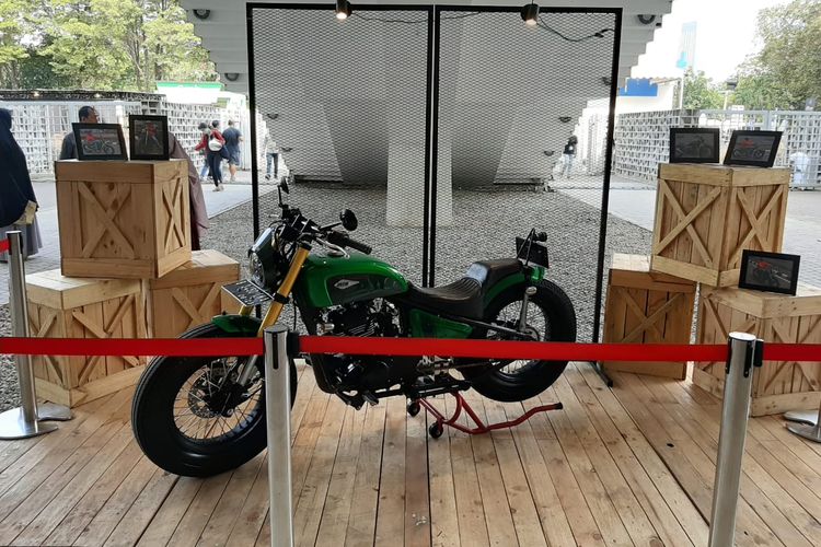 Pesona motor custom Jokowi di IIMS Motobike Expo 2019