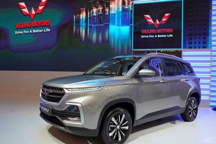 Wuling Almaz