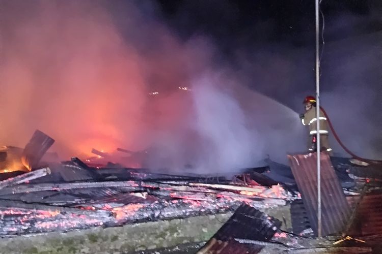 Kerugian Kebakaran Rumah di Wonosobo Capai Rp 100 Juta, Bangunan Sekolah Berhasil Diselamatkan