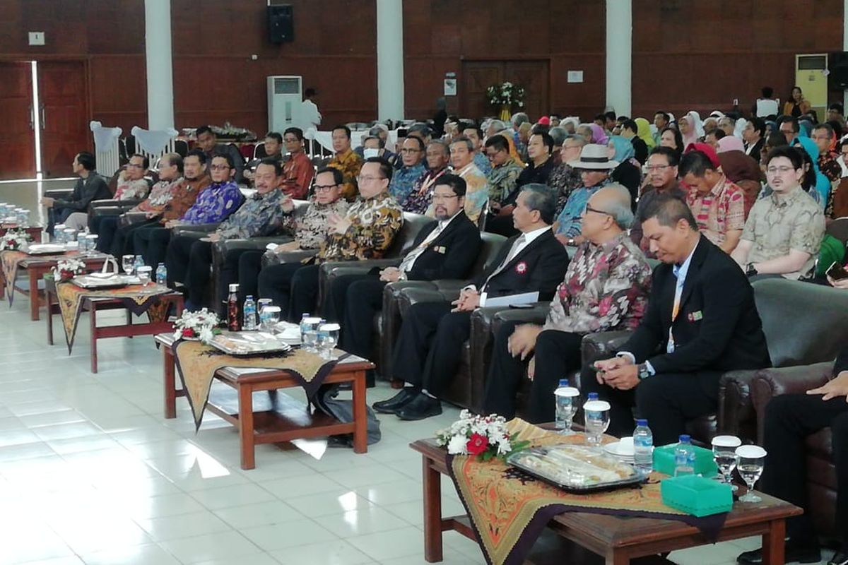 Perayaan hari jadi SEAMEO BIOTROP ke-52 diselenggarakan di Gedung Bundar Kantor SEAMEO BIOTROP Bogor pada Rabu (26/2/20).
 HUT SEAMEO BIOTROP ke-52 tahun ini mengangkat tema ?Learning and Sharing Innovations for Community?.