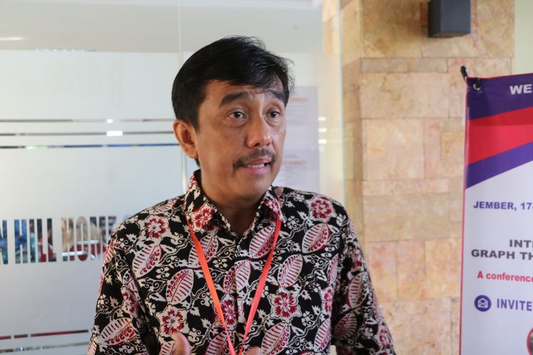 Wakil Rektor I Universitas Jember bidang Akademik, Kemahasiswaan dan Alumni, Prof Slamin 