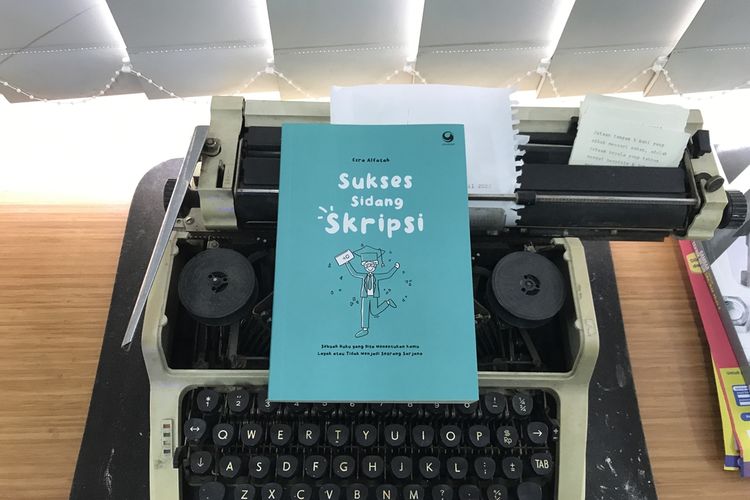  Buku Sukses Sidang Skripsi 