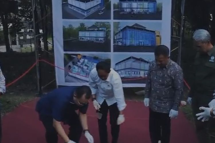 Peletakan Batu Pertama Rencana Pembangunan Gedung Pusat ART dan Biobank Indonesia di IPB University, Bogor, Jawa Barat, Selasa (2/9/2025). Gedung biobank ini akan difungsikan untuk konservasi satwa liar yang terancam punah.