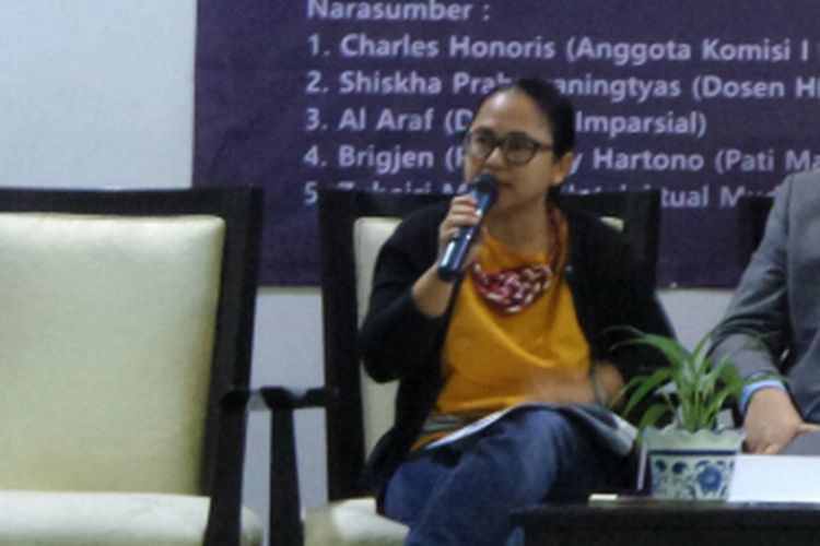 Dosen Universitas Paramadina Shiskha Prabawaningtyas, Anggota Komisi I DPR RI Charles Honoris, Direktur Imparsial Al Araf dan Tokoh Muda NU Zuhairi Misrawi dalam diskusi bertajuk 'Dinamika Gerakan Terorisme dan Polemik Revisi UU Anti-Terorisme', di Auditorium Nurkholis Madjid, Universitas Paramadina, Jakarta, Rabu (31/5/2017).