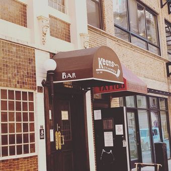 Keens Steakhouse Bar di NYC