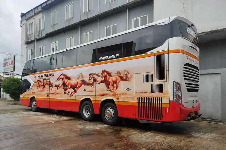 Bus AKAP baru PO Harapan Jaya pakai bodi Avante D1