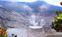 Lebaran Berbayar di Ruang Publik