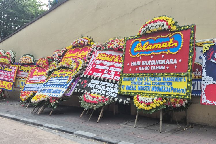 Di Balik Indahnya Karangan Bunga, Tersimpan Ancaman Sampah dan Emisi Metana