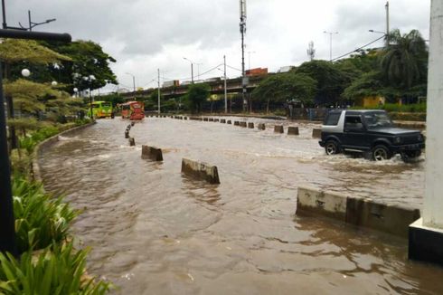 [Video] Banjir Menggenangi Kecamatan Pademangan