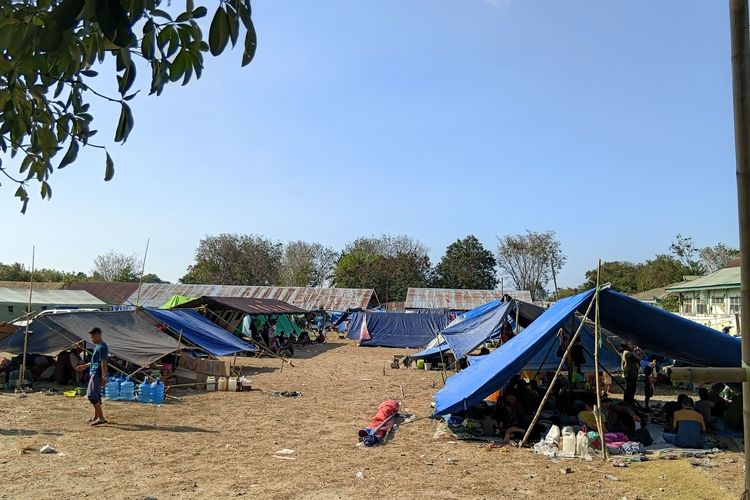 Pasca-gempa M 7,7 NTT, Warung dan Minimarket Masih Tutup di Reok