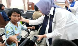 Peduli Disabilitas dan Lansia, DWP Kemensos Salurkan Bantuan Atensi di Yogyakarta