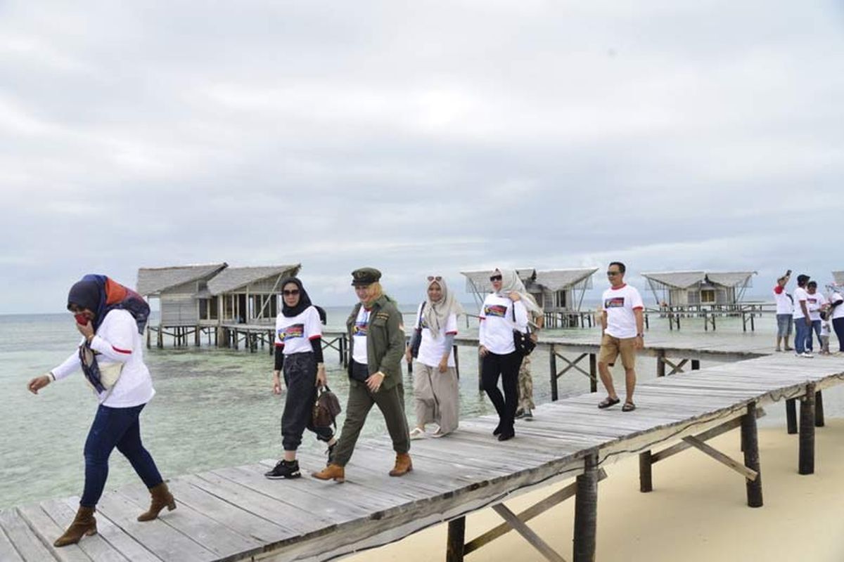 Berbentuk hati, Pulo Cinta menjadi salah satu destinasi wisata unik dan romantis di Gorontalo.