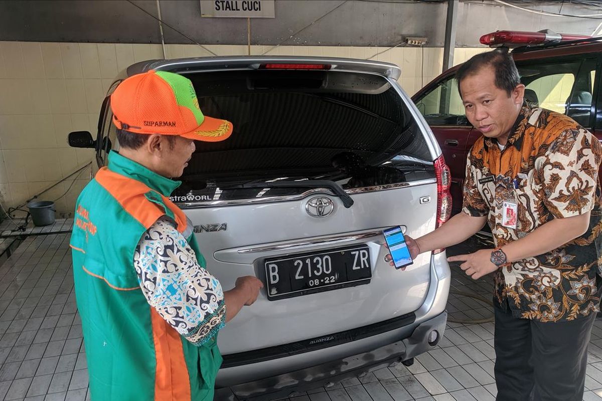 Cara kerja aplikasi E-Uji Emisi yang diluncurkan Pemerintah Provinsi DKI Jakarta pada Selasa(13/8/2019)