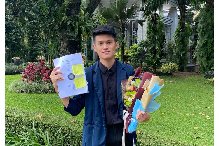 Farhan Indra Dwi Putra, lulusan UB yang lulus cepat dapat IPK 3,9 dan dapat kerja bergaji tinggi. 