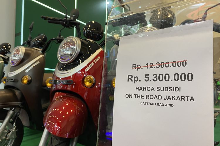 Banyak motor listrik murah di IMOS 2023, harga mulai Rp 5,3 juta setelah dapat potongan subsidi Rp 7 juta dari pemerintah