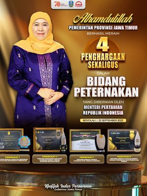 Pemprov Jatim raih penghargaan dari Kementan sebagai provinsi dengan bidang peternakan terbaik.