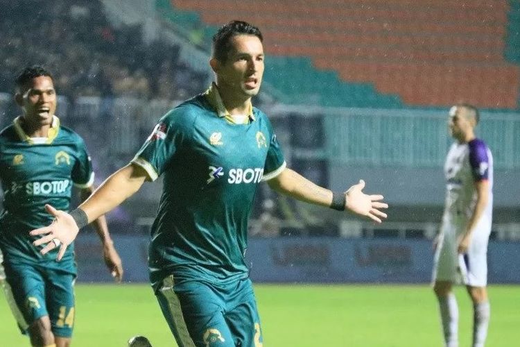 Penyerang PS Tira Persikabo, Silvio Escobar