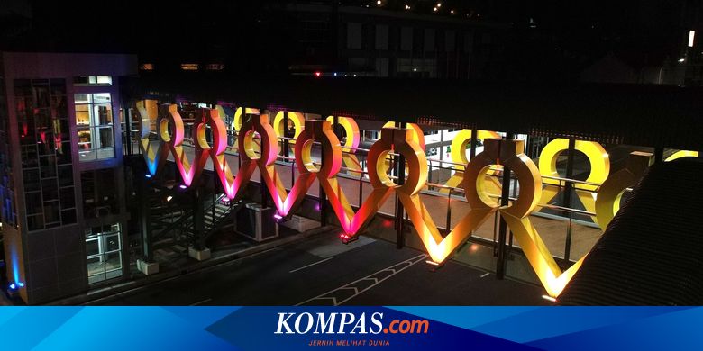 Sedang Suntuk, Pemulung Lempari Mobil dengan Batu dari Atas JPO - Vimarsana News