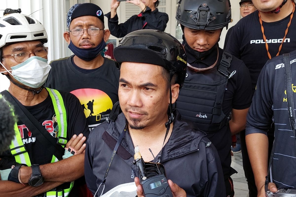 Ketua Umum Bike to Work Fahmi Saimima saat ditemui di Balai Kota DKI Jakarta, Jakarta Pusat, Jumat (18/11/2022) siang.