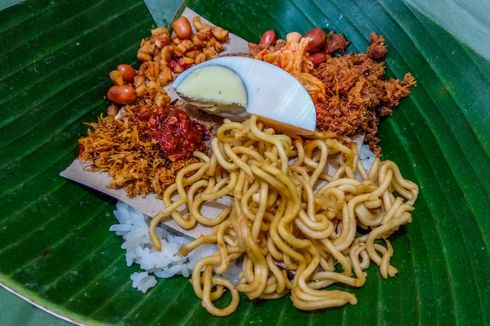 Resep Nasi Jinggo Lengkap dengan Ayam Suwir dan Serundeng