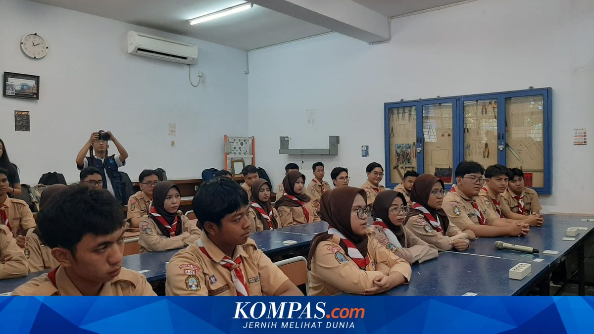 Pemerintah Minta Lulusan SMK Kuasai Bahasa Asing ~SN

Klik untuk baca: