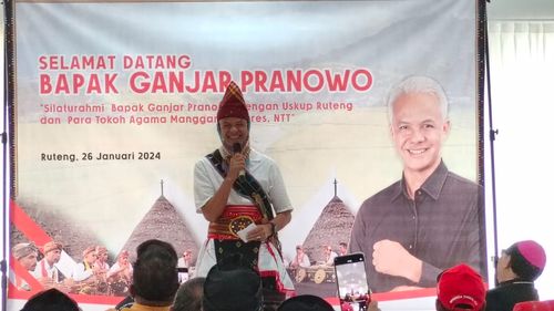 Sempat Terkendala Hujan Saat Menuju Ruteng, Ganjar: Ke Tempat Ini Butuh Perjuangan