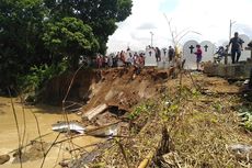 Diterjang Banjir, 6 Makam di TPU Simalingkar B Medan Amblas ke Sungai Babura, 14 Kuburan Direlokasi