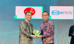 Buktikan Kepemimpinan Visioner, ADHI Karya Raih Penghargaan ESG di Anugerah IDX 2025