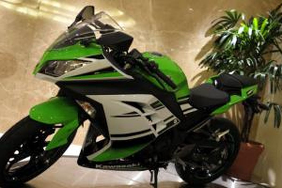 Kawasaki Ninja 300 meluncur di Indonesia.
