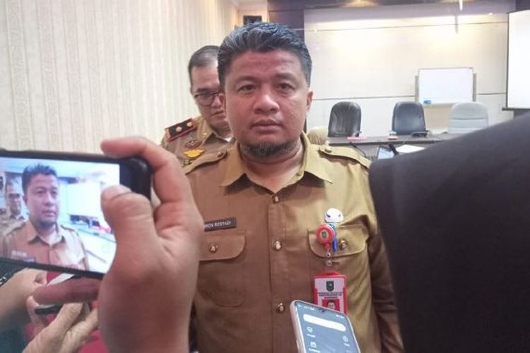 Kepala Disnakertrans Riau, Imron Rosyadi.