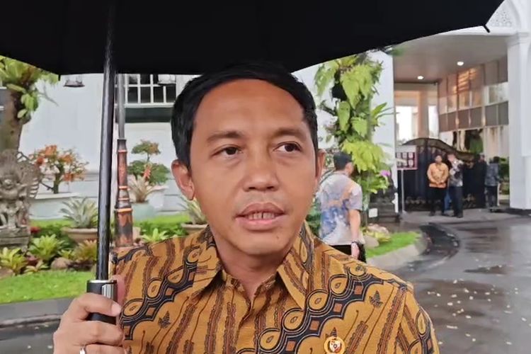 Menteri Kehutanan (Menhut) Raja Juli Antoni di Istana Kepresidenan, Jakarta, Jumat (23/5/2025).