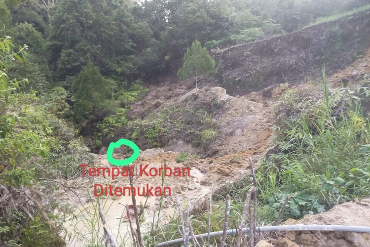 Lokasi pria bernama Mauli Soburian tewas tertimbun longsor saat memasak teh di lokasi pesawahan Desa Sibalanga, Kecamatan Garoga, Kabupaten Taput, Sumatera Utara, Jumat (14/6/2024)