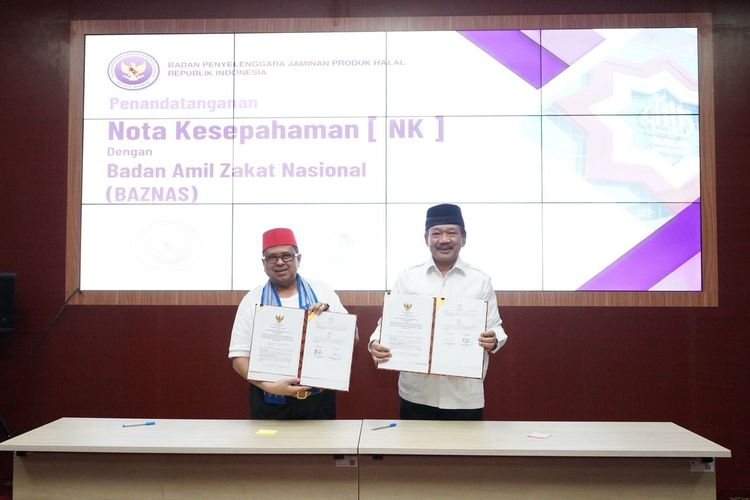 Prosesi penandatanganan kerja sama JPH dengan mitra. (Dok. BPJPH) 
