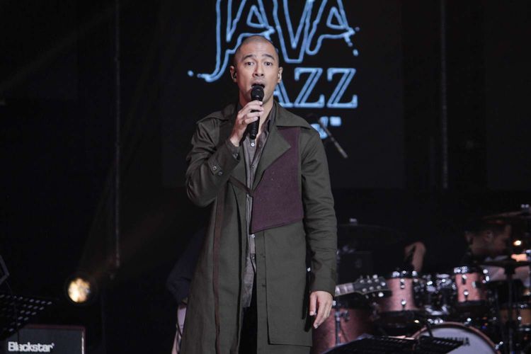 Marcell tampil di Java Jazz Festival 2020 yang digelar di JIExpo, Kemayoran, Jakarta Pusat, Minggu (1/3/2020).
Marcell membawakan lagu Firasat, Takkan Terganti.