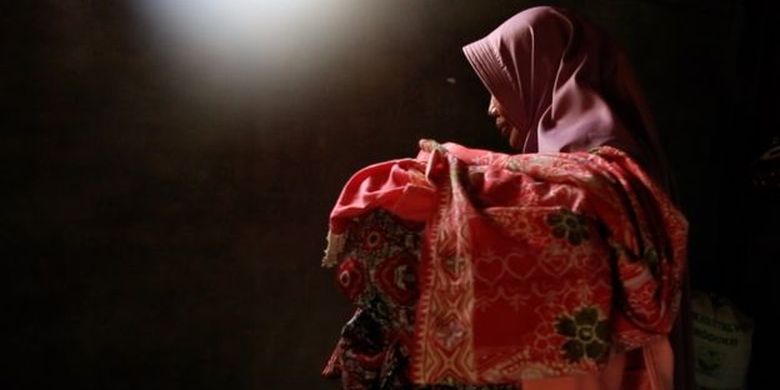 Ita (nama disamarkan), Ibunda Ana, menginisiasi ide pernikahan sang anak dengan Tio 