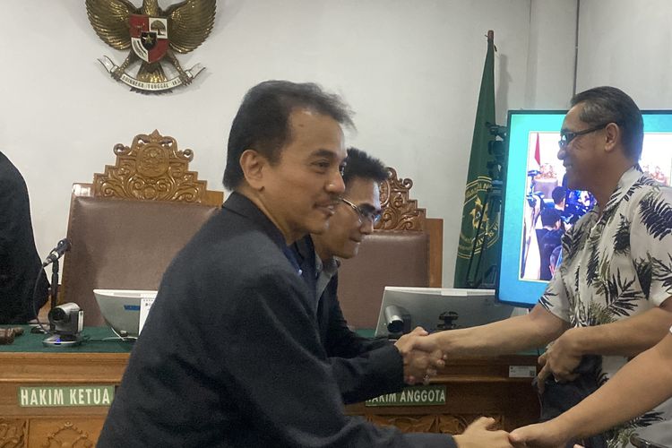 Roy Suryo Terlambat Hadiri Sidang Praperadilan, Baru Tiba 1 Jam Setelah Dimulai