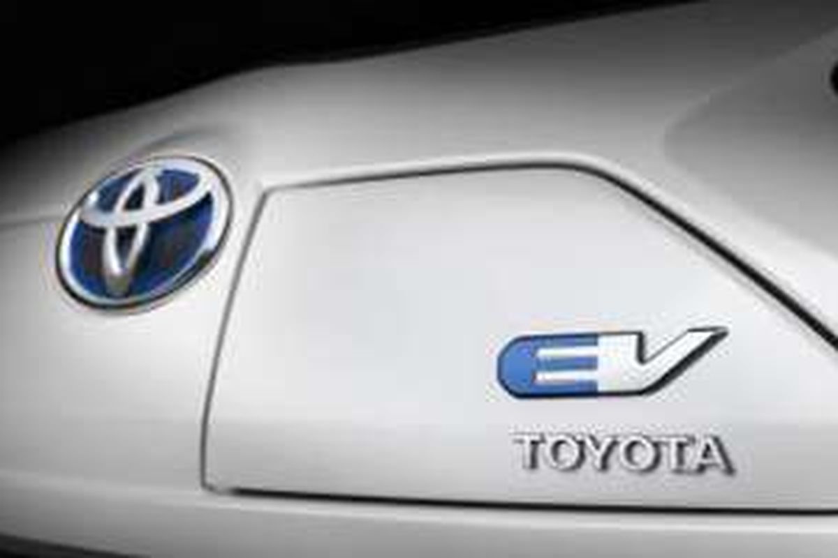 Grup Toyota akan bangun perusahaan baru khusus menangani mobil  listrik.