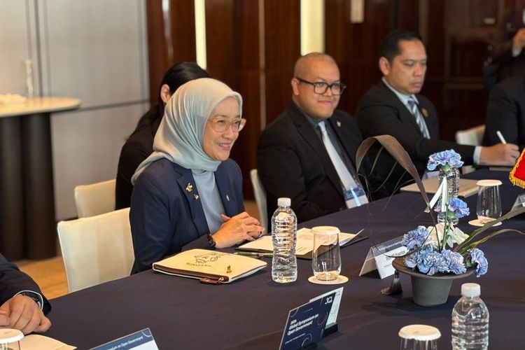 Menteri PANRB Rini Widyantini dalam pertemuan dengan Ministry of Interior and Safety Korea Selatan di Seoul, Korea Selatan, Jumat (22/5/2026).