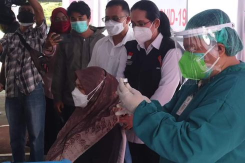 Jadi Ibu Hamil Penerima Vaksin Covid-19 Pertama di Ambon, Putri Wakil Wali Kota: Jangan Takut