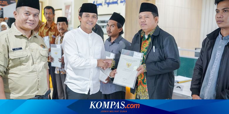 Wamen ATR/BPN Serahkan Sertifikat Pesantren Al Munah NU di Cirebon, Awalnya Bangunan Gubug