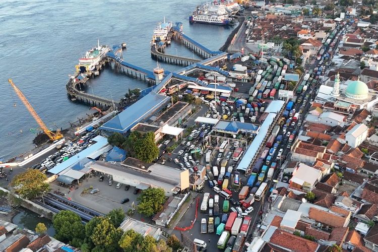 ASDP Kerahkan 25 Kapal untuk Urai Antrean Ketapang-Gilimanuk